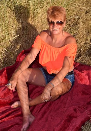 TAC Amateurs are proud to present you with xxx pics featuring Dimonty xxx gallery 271294