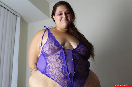 Bubble Busty Dames are pleased to offer you xxx pics featuring gal xxx gallery 260502